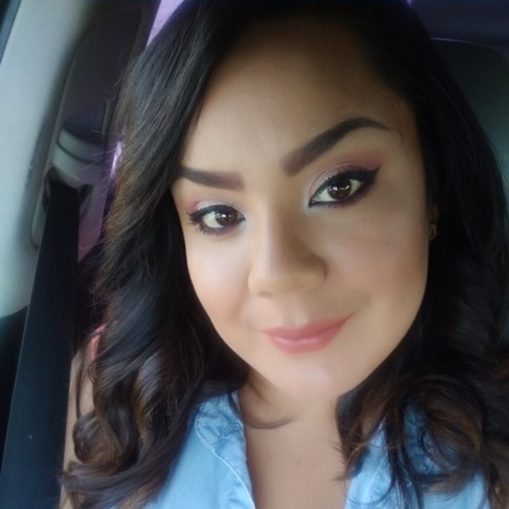 Meet your Posher, Iliana